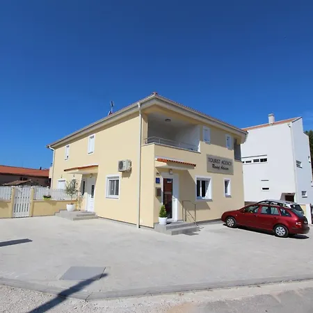 Emanuel Studio With Balcony 1 * Rovinj